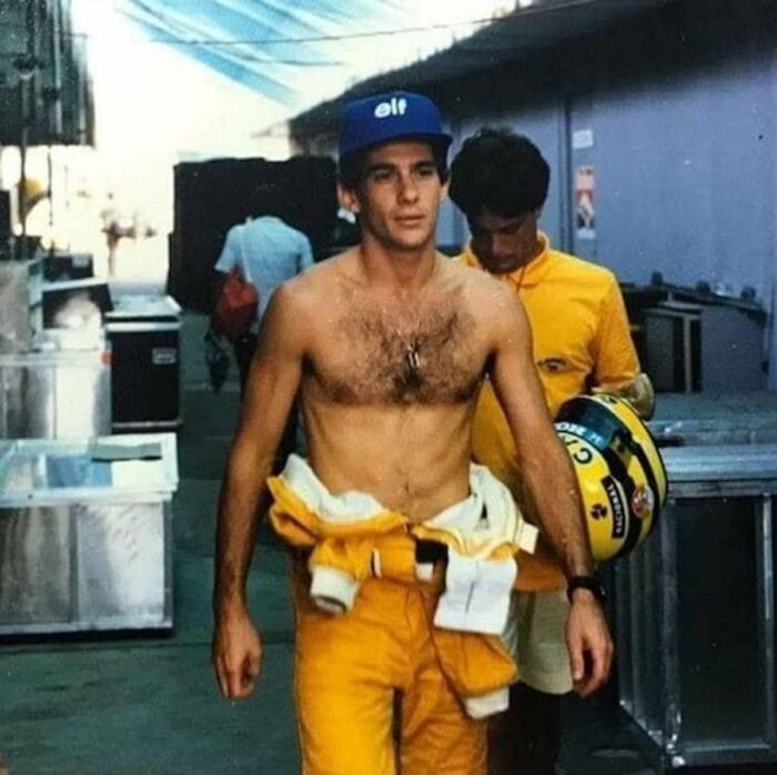 Ayrton Senna sin playera en la Formula 1